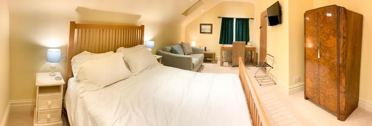 Hollies Farm B&B 렉섬 외부 사진